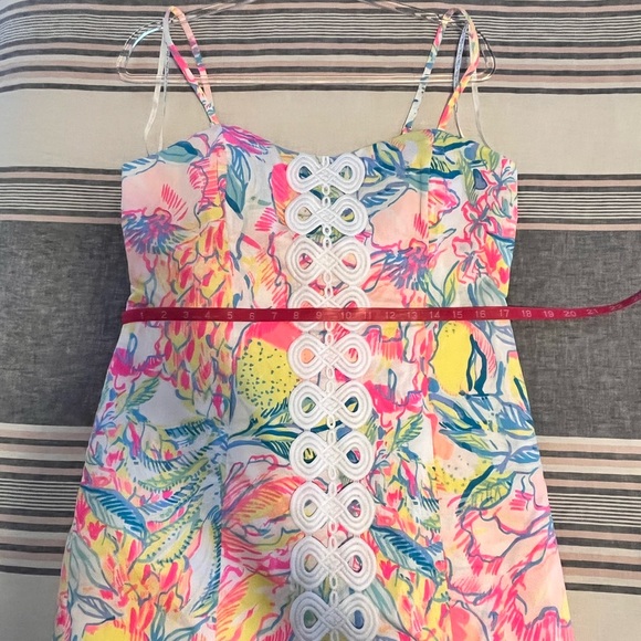 LILLY PULITZER | 14 | Padded Bust | Adjustable Straps | PEEKABOO back! - Picture 6 of 16